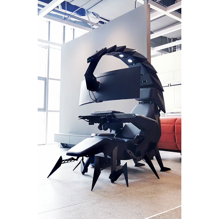 كرسي ألعاب كلوڤنز سكوربيون عال - مراجعة Office Tech Chair وسعره