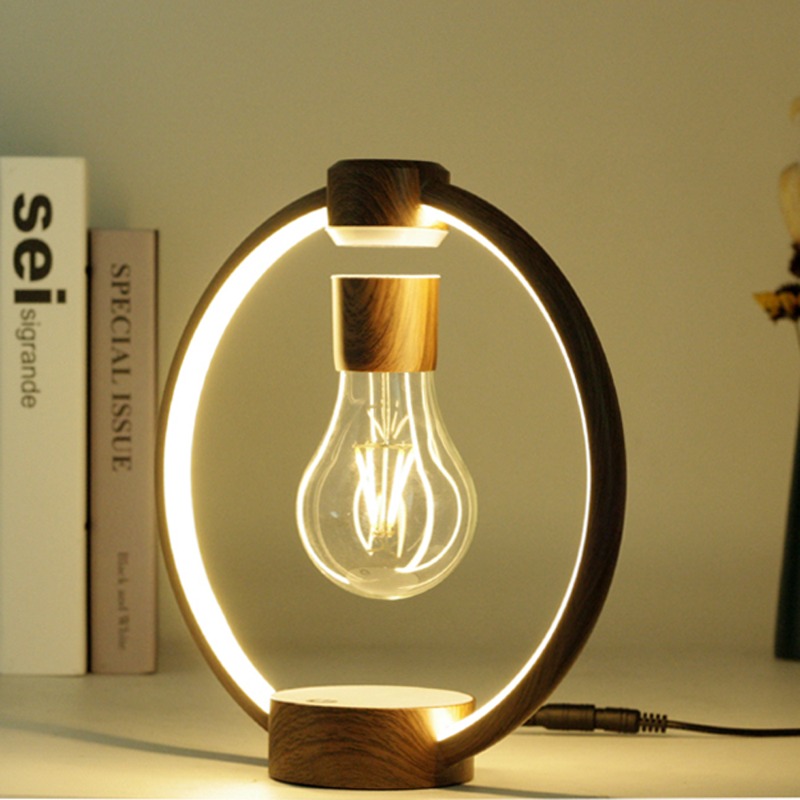 مصباح طاولة LED عائم مغناطيسيً - مراجعة Office Tech Gifts وسعره
