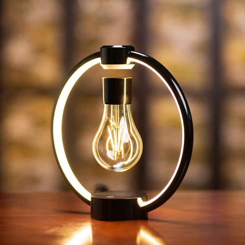 مصباح طاولة LED عائم مغناطيسيً - مراجعة Office Tech Gifts وسعره