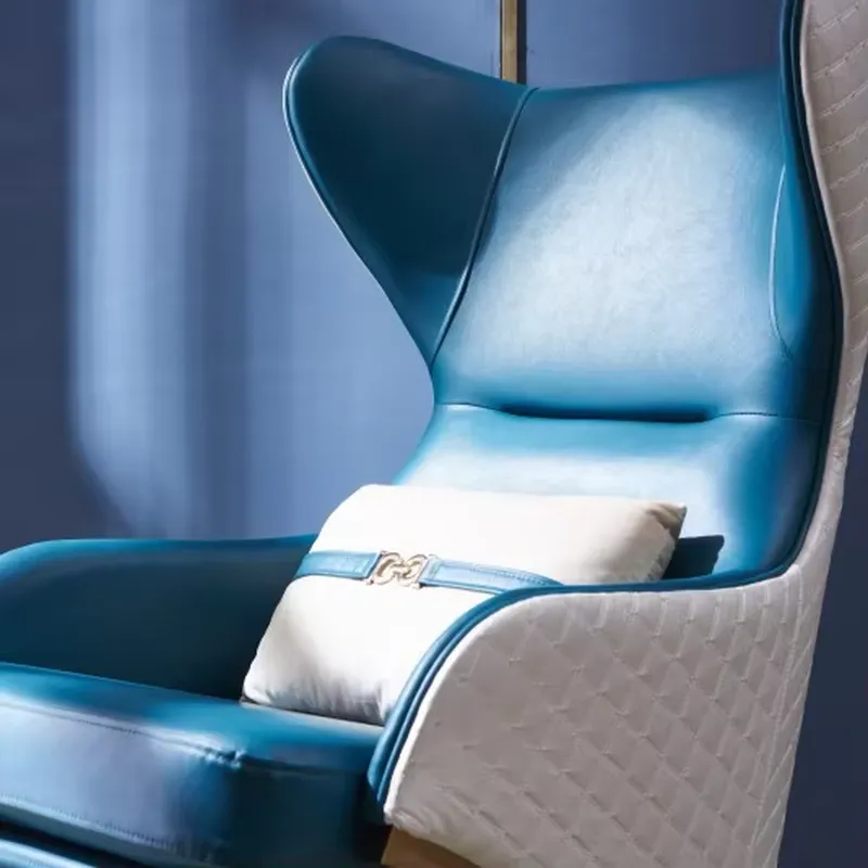 كرسي استرخاء عصري مستوحى من ال - مراجعة Office Tech Chair وسعره